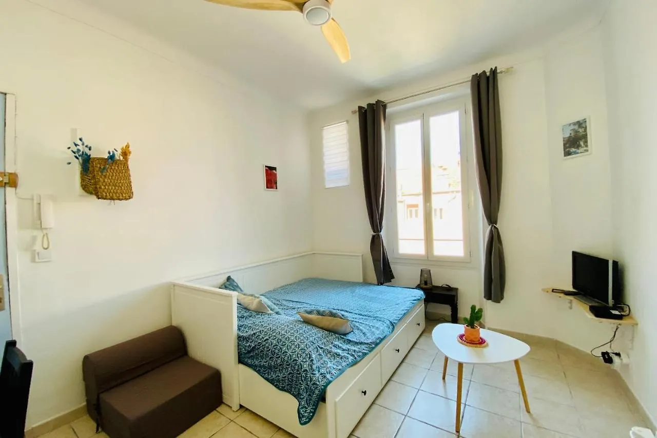 Charming Studio Ideal For Congresses And Holidays Live In Gazagnaire Cannes